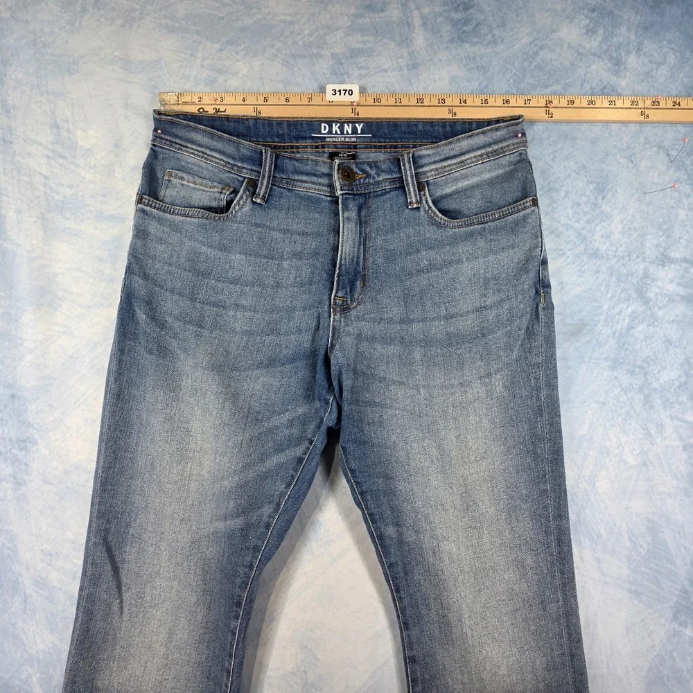 DKNY Mercer Slim Mens Blue Denim Jeans 33x30 Stretch Cotton Blend Pants